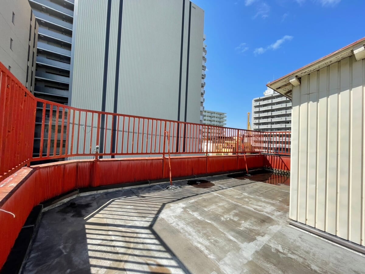 中津3丁目 3階建1棟貸倉庫 延床面積約47坪 店舗利用も相談可能 